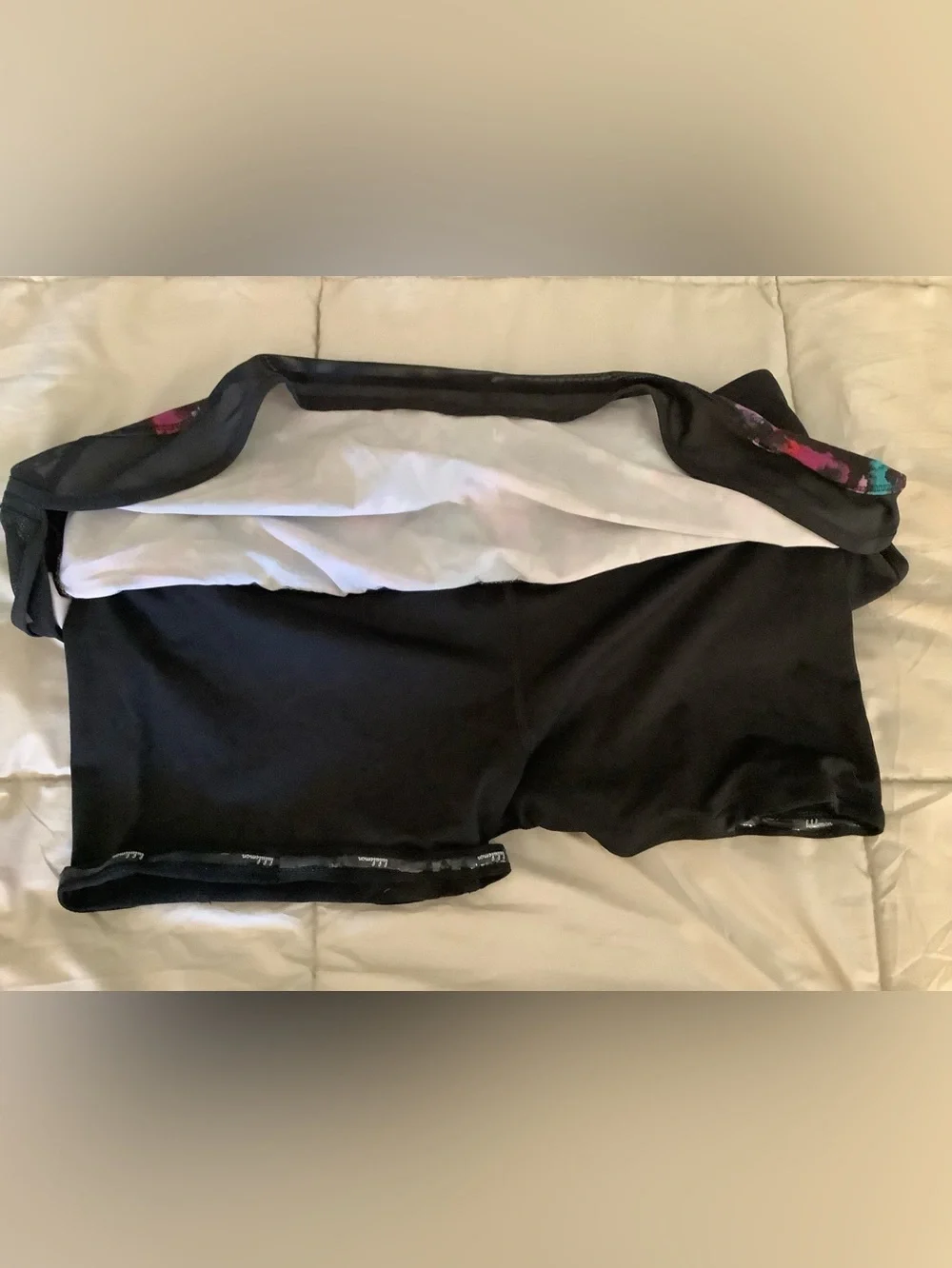Lululemon Hotty Hot Skirt II Mini Midnight Bloom Black Deep Fuchsia/ Black sz 10